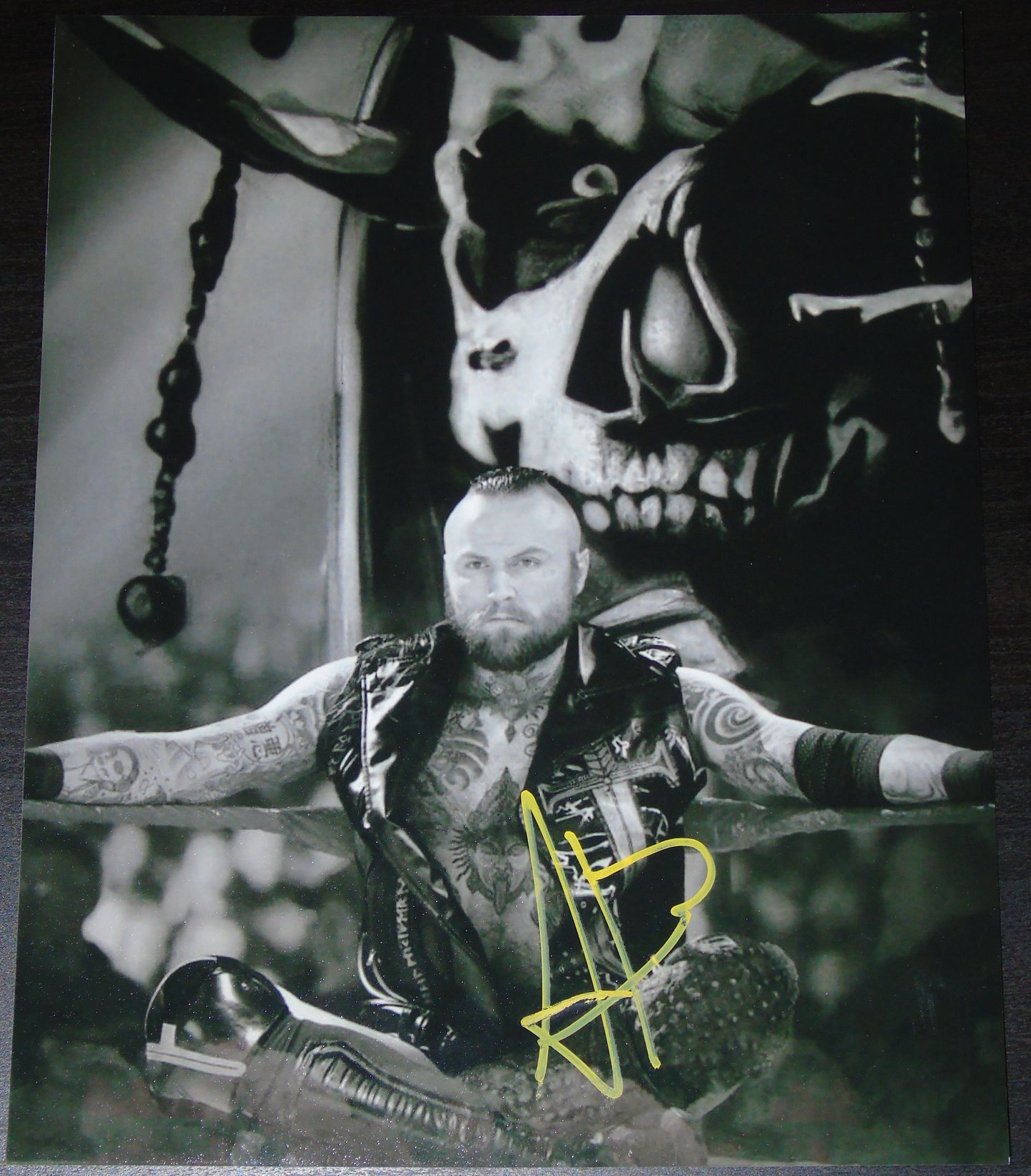 ALEISTER BLACK SIGNED WWE WRESTLING 8"x10" PHOTO