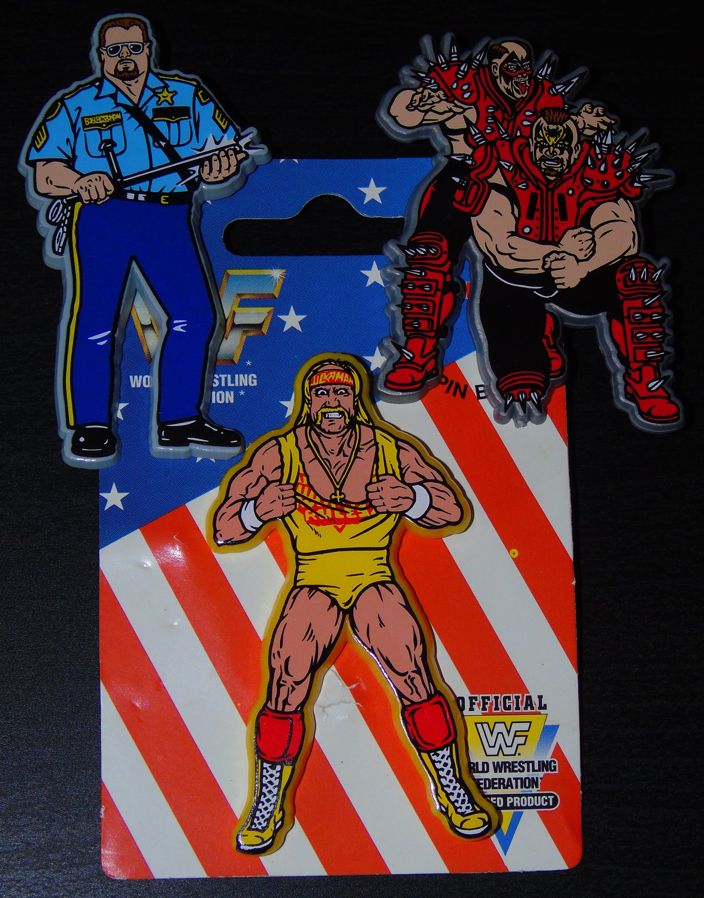 WWF WRESTLING WRESTLEMANIA C64 GAME WITH OFFICIAL PIN BADGE BROOCH SET