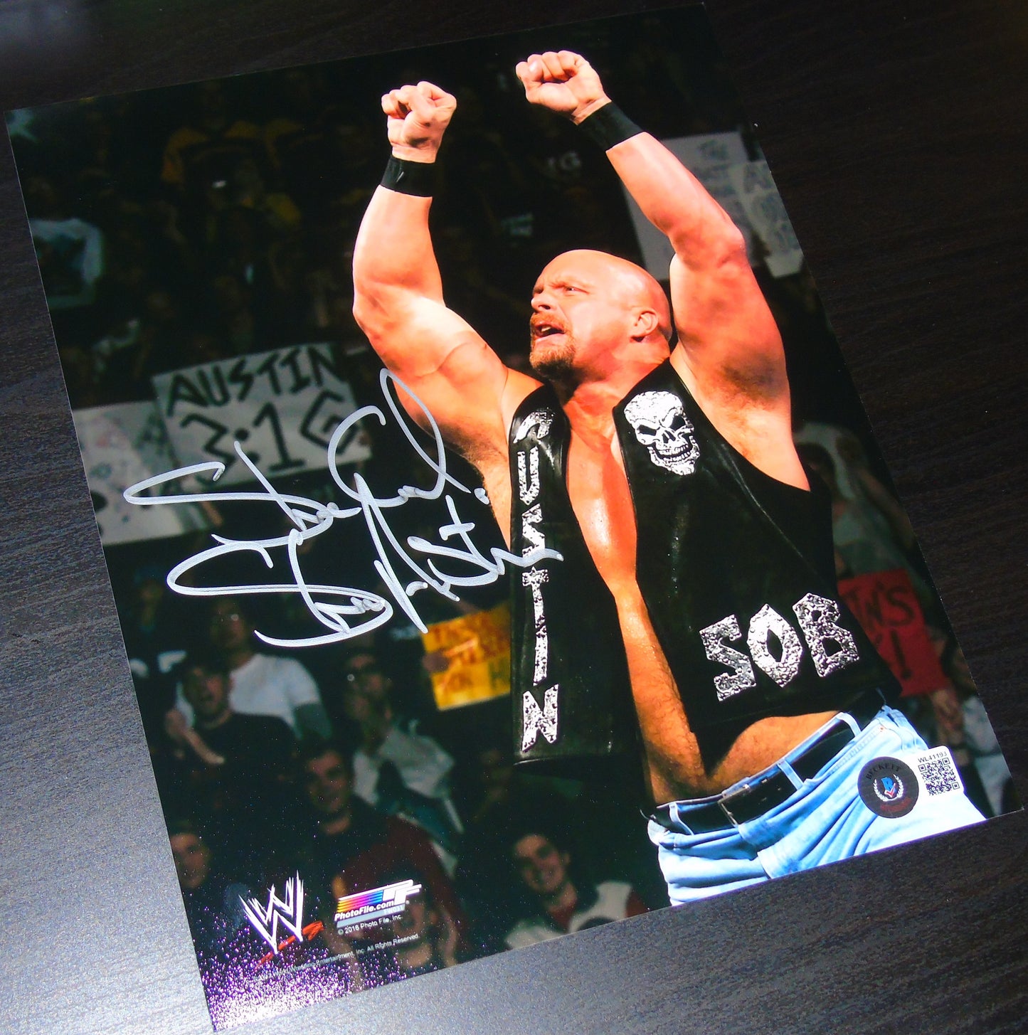 STONE COLD STEVE AUSTIN SIGNED WWF WWE WRESTLING PHOTOFILE PHOTO