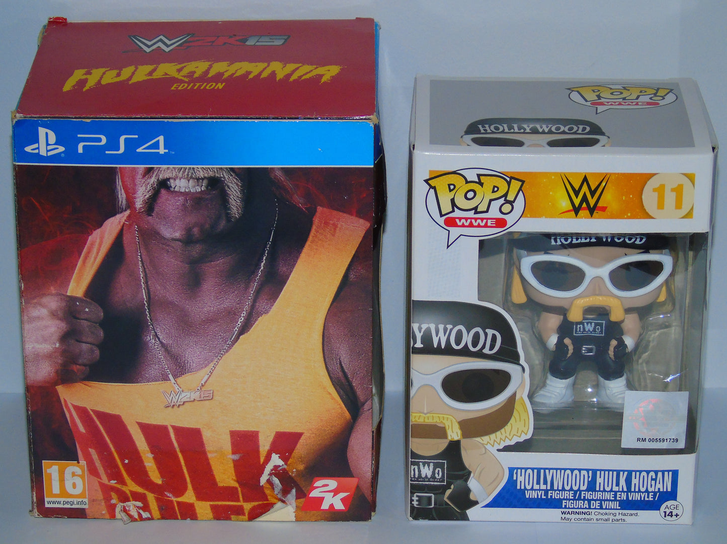 WWE 2K15 Limited Edition PS4 Signed Set With Hollywood Hulk Hogan nWo Funko Pop! Vinyl Figure