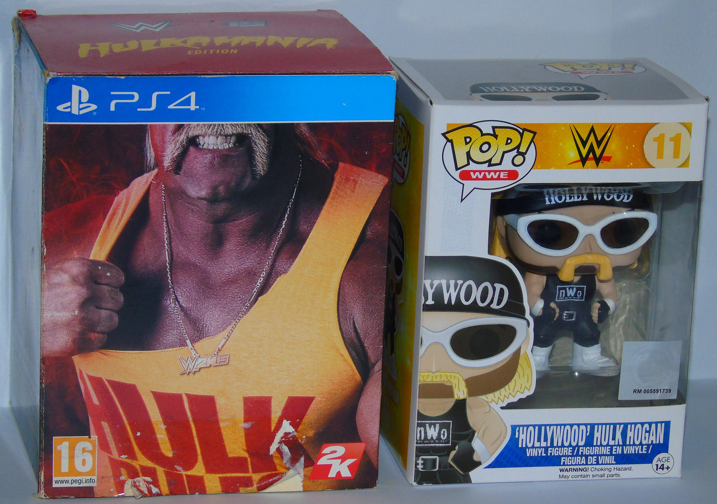 WWE 2K15 Limited Edition PS4 Signed Set With Hollywood Hulk Hogan nWo Funko Pop! Vinyl Figure