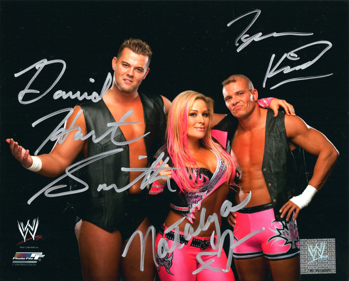 The Hart Dynasty David Hart Smith Natalya & Tyson Kidd WWE Signed Photofile Photo