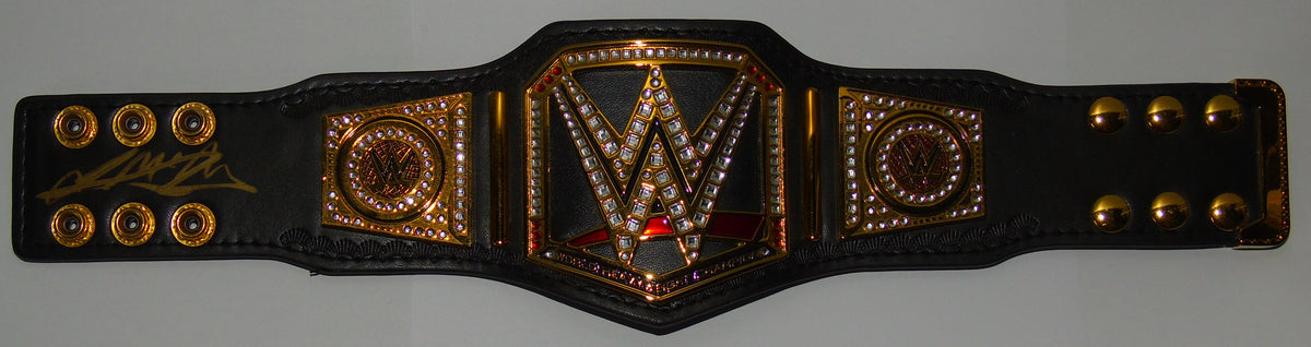 WWE REPLICA MINI WORLD HEAVYWEIGHT CHAMPIONSHIP TITLE BELT SIGNED BY DREW McINTYRE