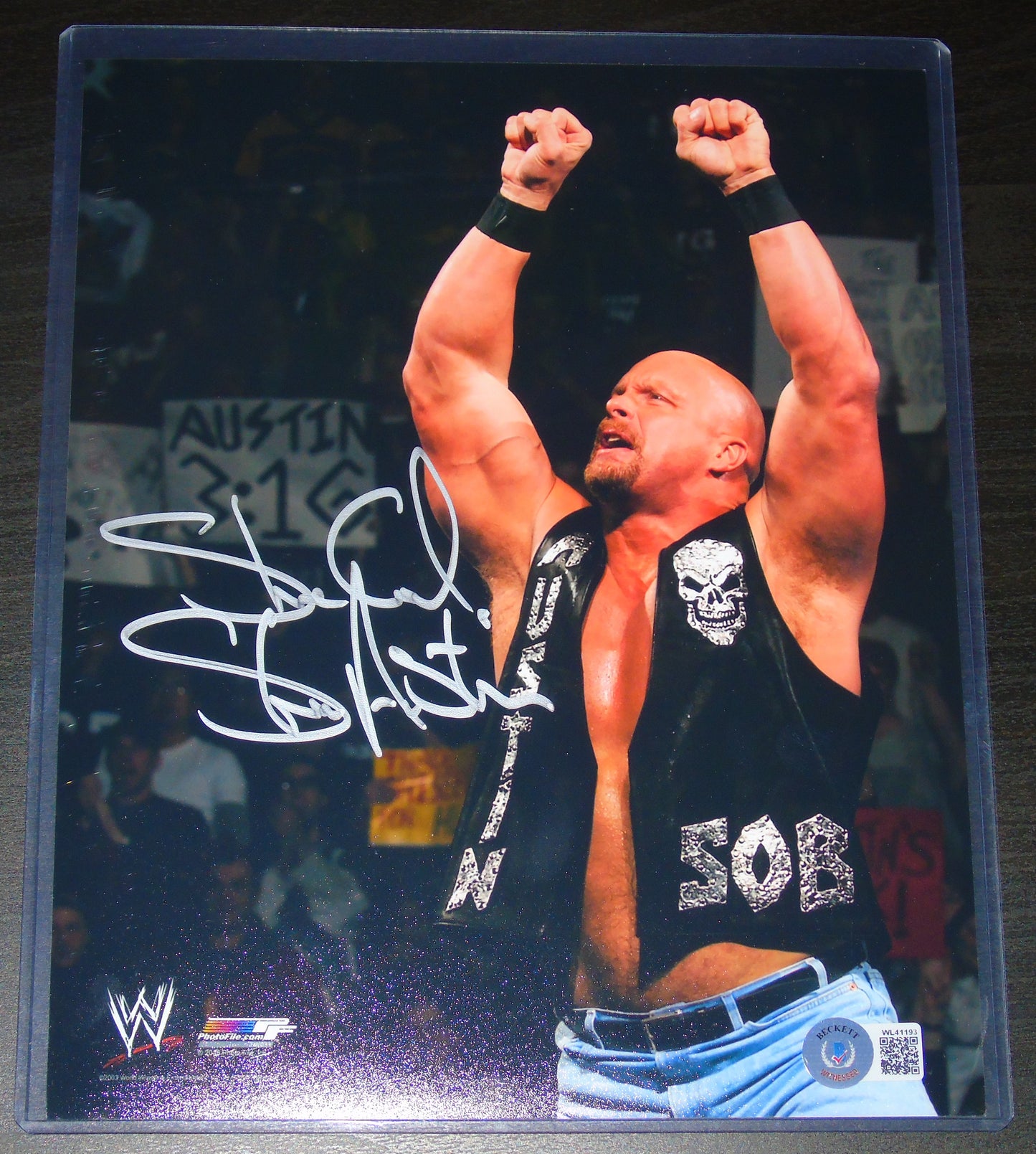 STONE COLD STEVE AUSTIN SIGNED WWF WWE WRESTLING PHOTOFILE PHOTO
