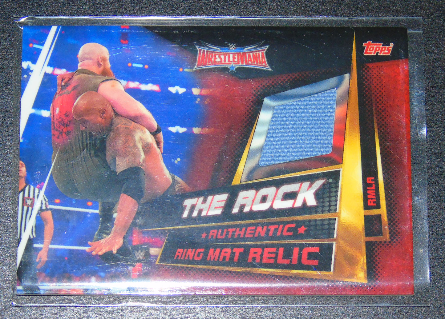 THE ROCK WWE WRESTLING TOPPS AUTHENTIC WRESTLEMANIA 32 RING MAT RELIC TRADING CARD