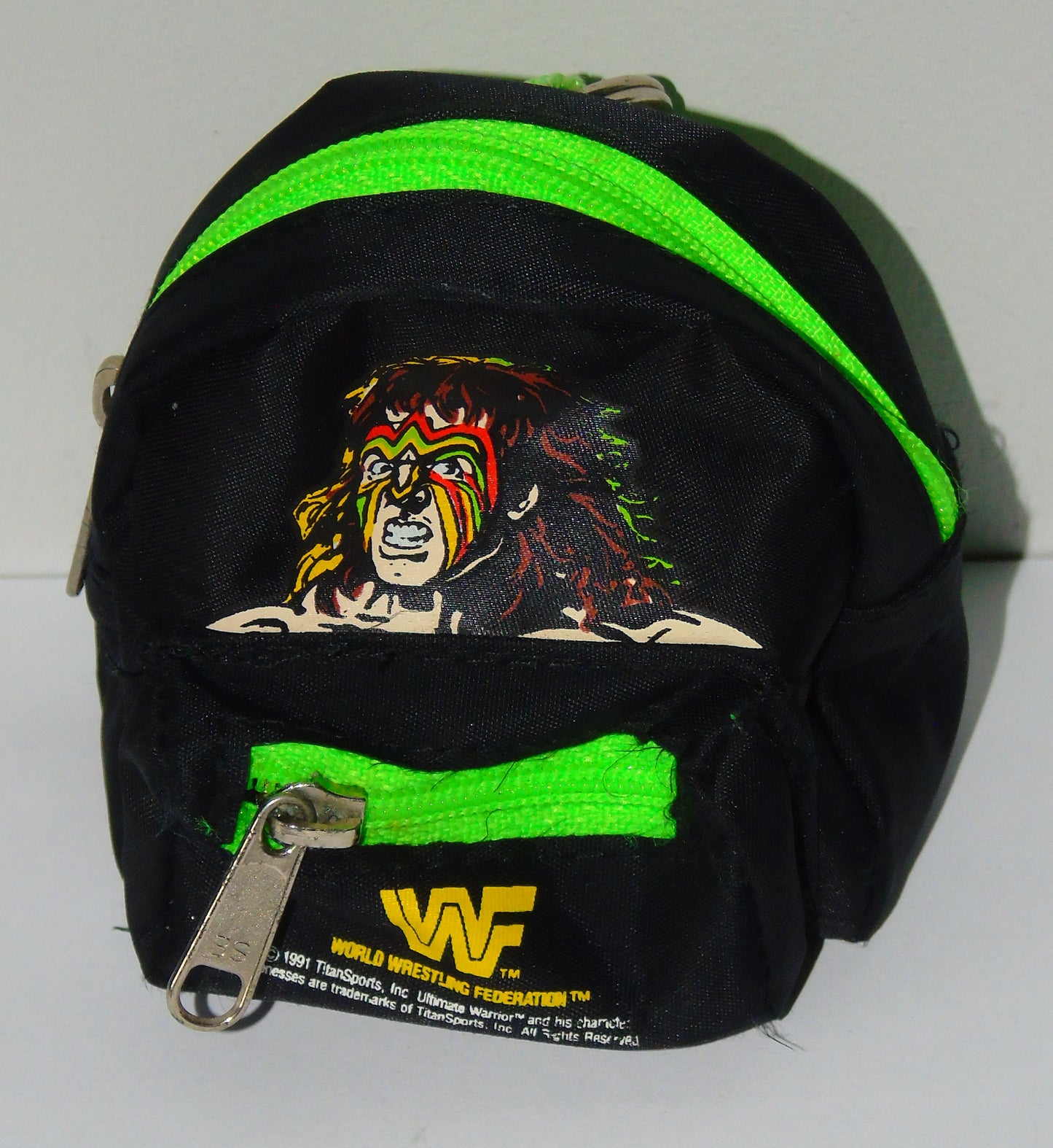 WWF WWE Wrestling The Ultimate Warrior Mini Back Pack Keyring