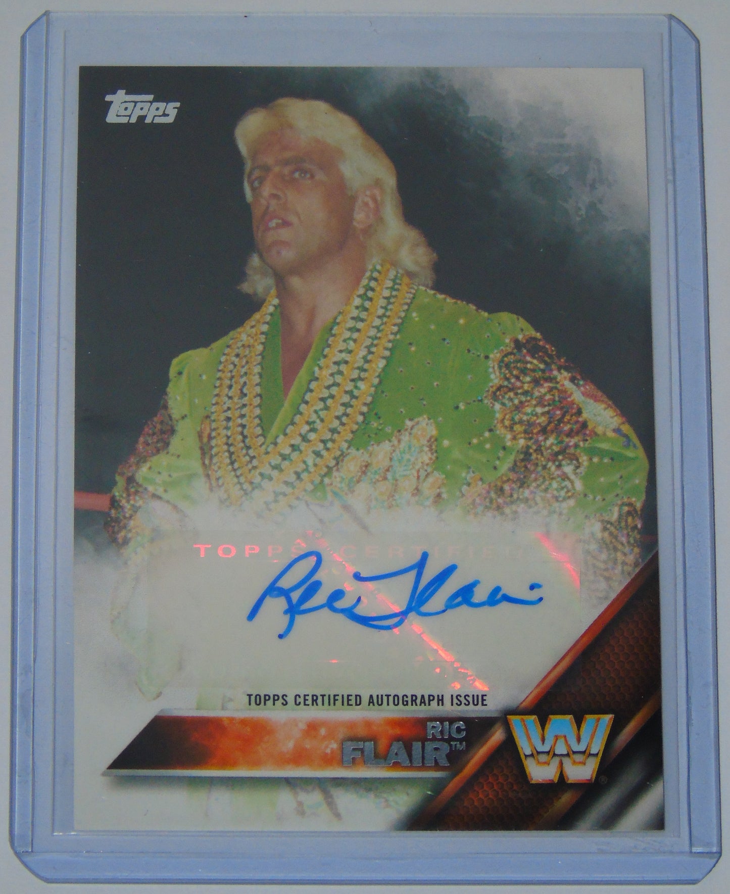 THE NATURE BOY RIC FLAIR HAND SIGNED WWE WRESTLING TOPPS TRAING CARD