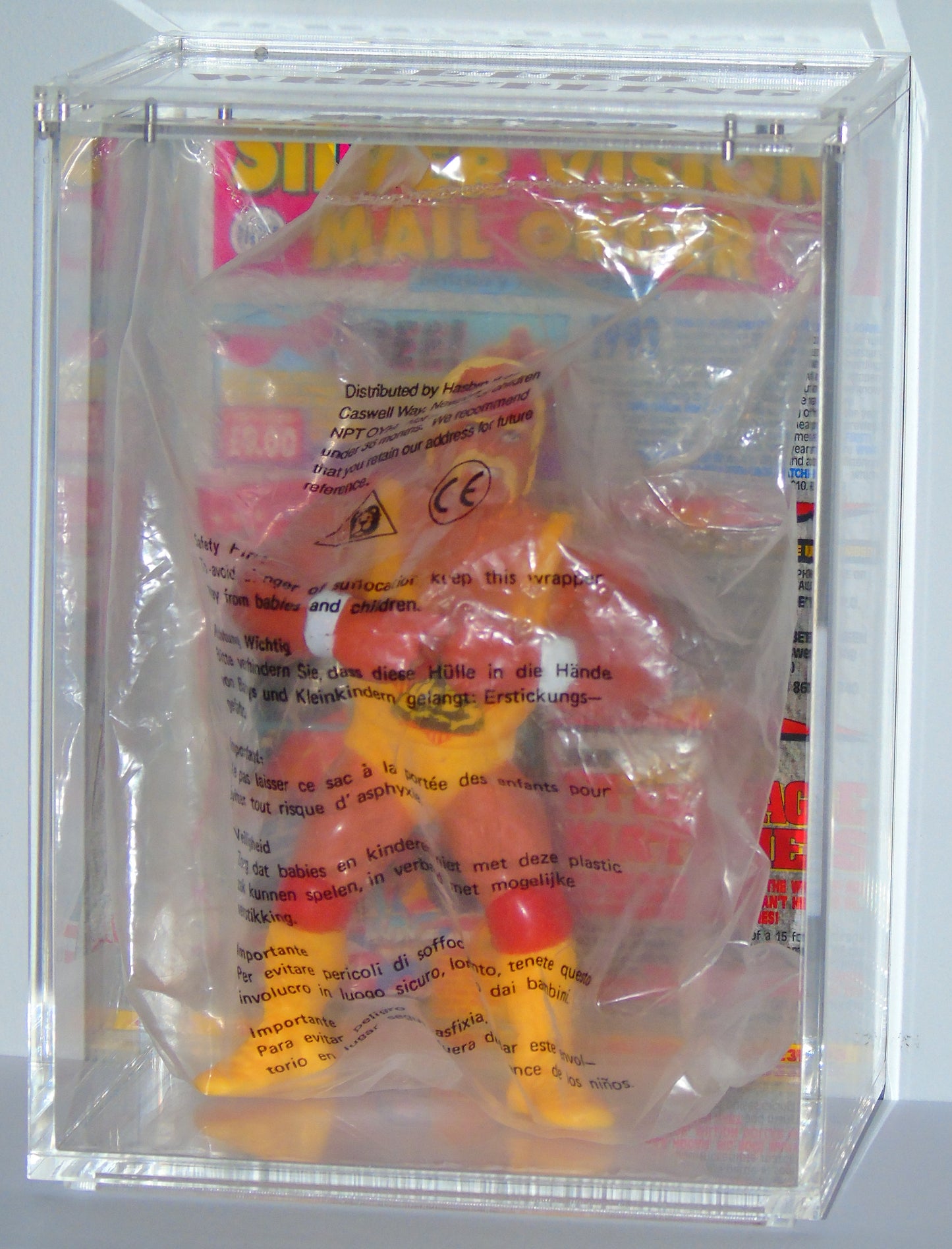 Mailaway Hulk Hogan WWF Hasbro UK Silver Vision Exclusive Figure