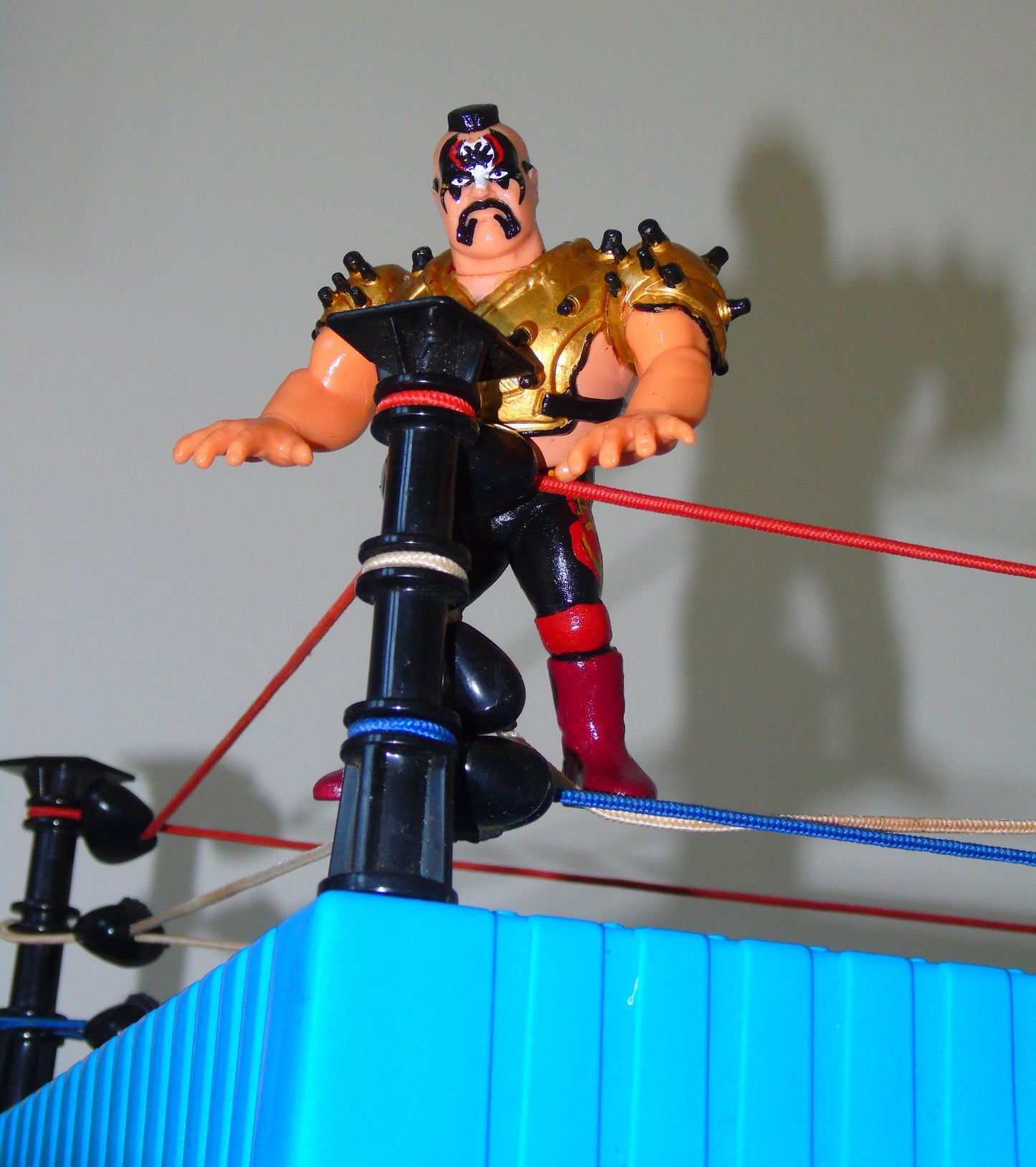 WWF HASBRO WRESTLING RING COMPLETE WITH SOUND EFFECTS MODULE