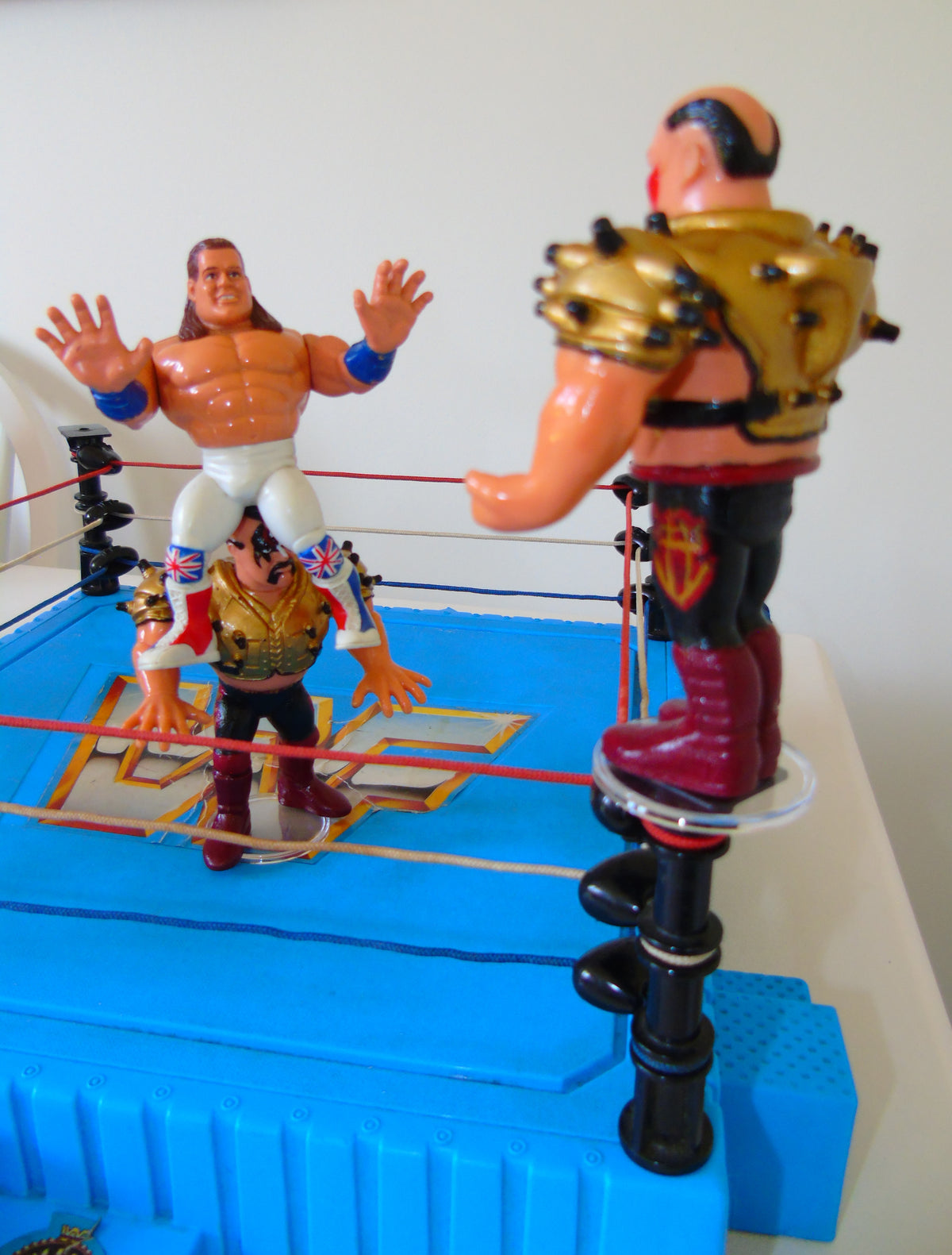 WWF HASBRO WRESTLING RING COMPLETE WITH SOUND EFFECTS MODULE