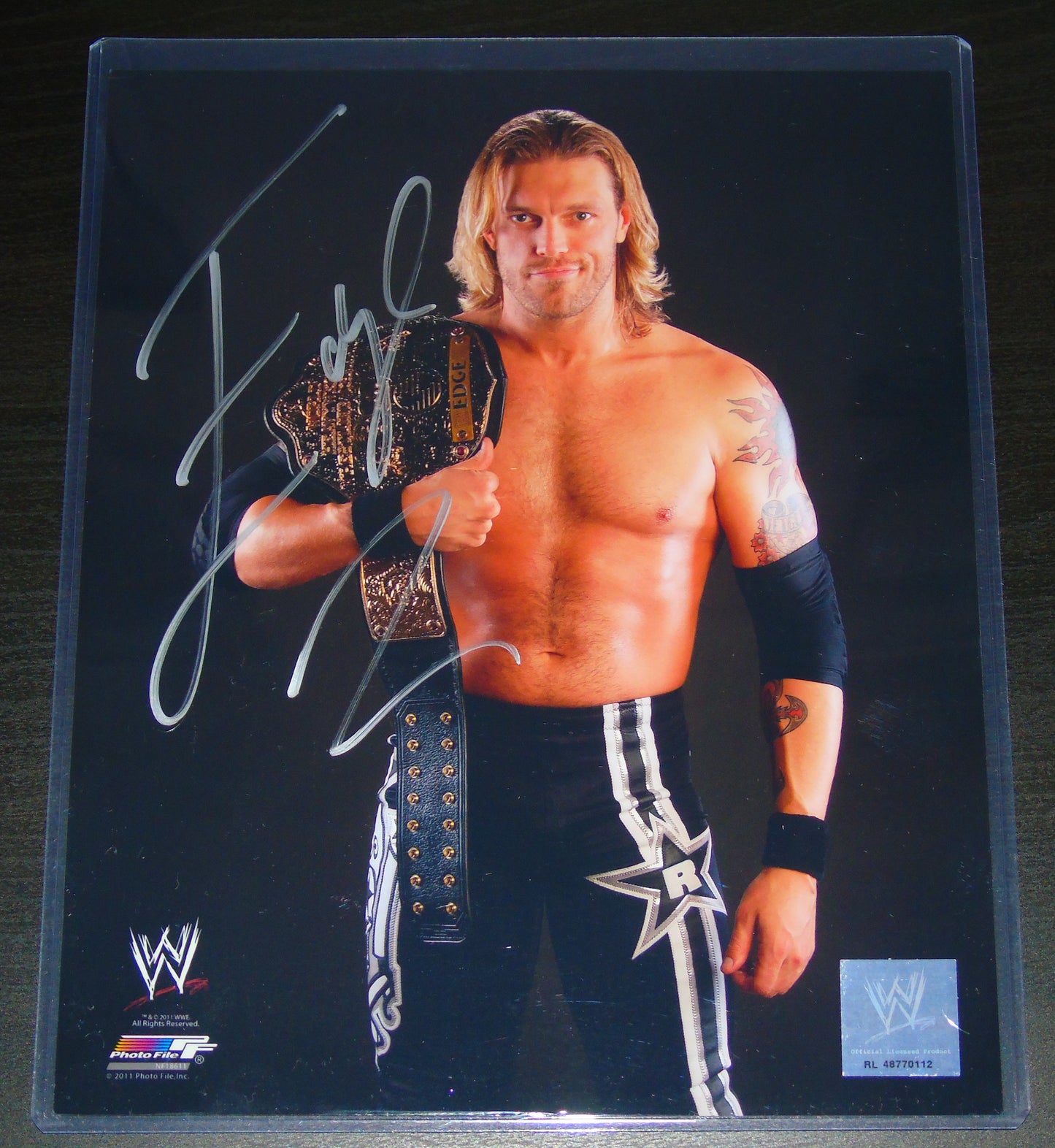 EDGE RARE WORLD HEAVYWEIGHT CHAMPION SIGNED WWE WRESTLING PHOTOFILE PHOTO