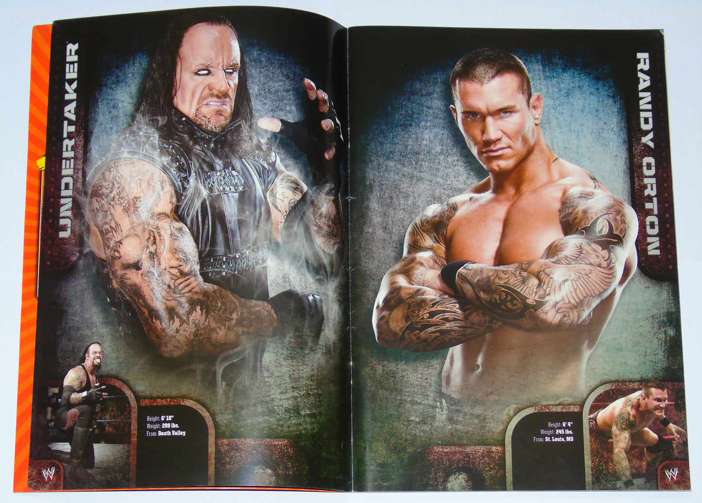 WWE Wrestling UK Tour 2010 Official Event Program Signed By Edge, Wade Barrett, Beth Phoenix, The Hart Dynasty & Rosa Mendes