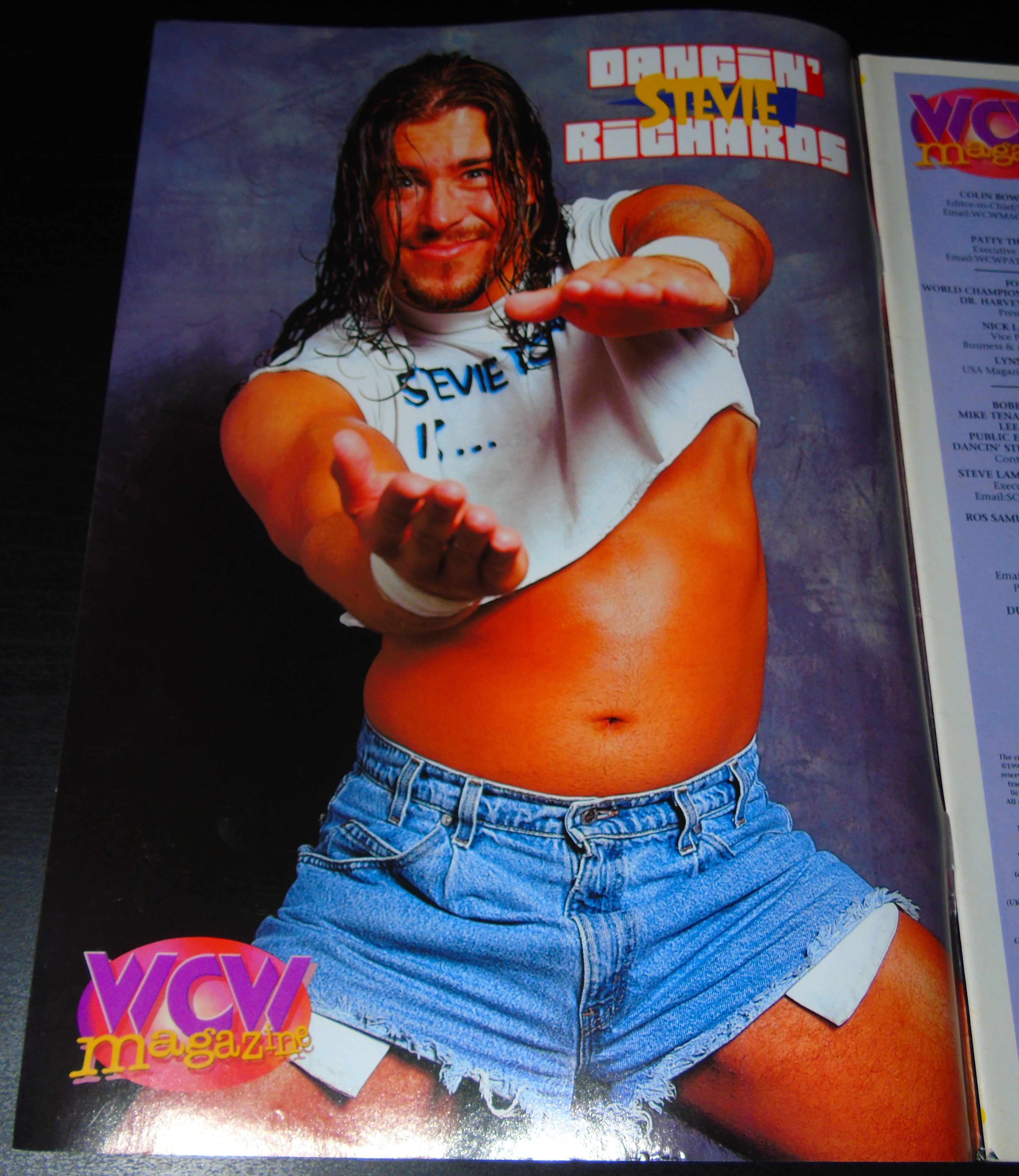 WCW Magazine November 1997 Issue 33 – RetroWrestling.com