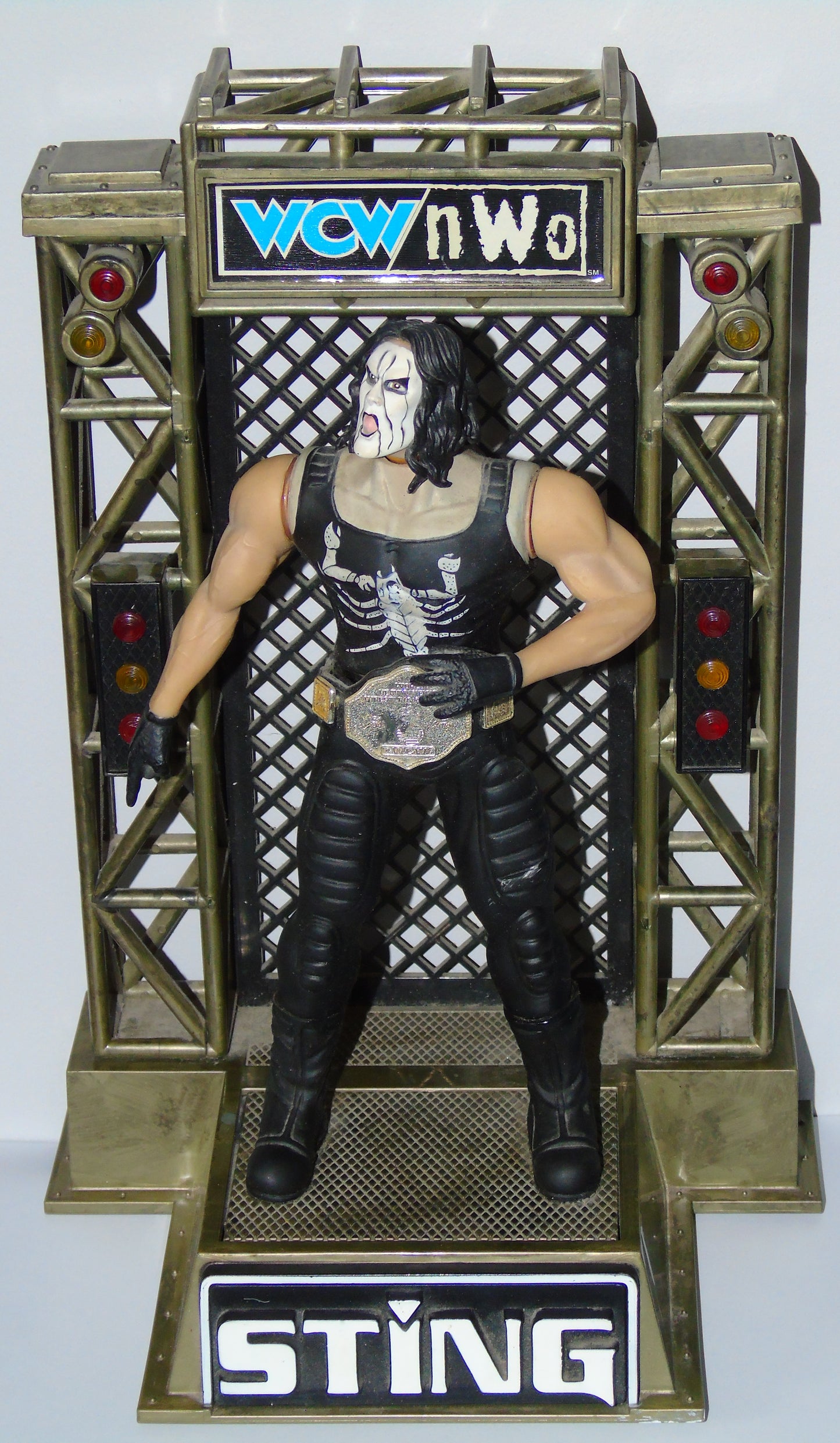 Sting WCW nWo Marvel Rumble 'N Roar Wrestlers Wrestling Figure