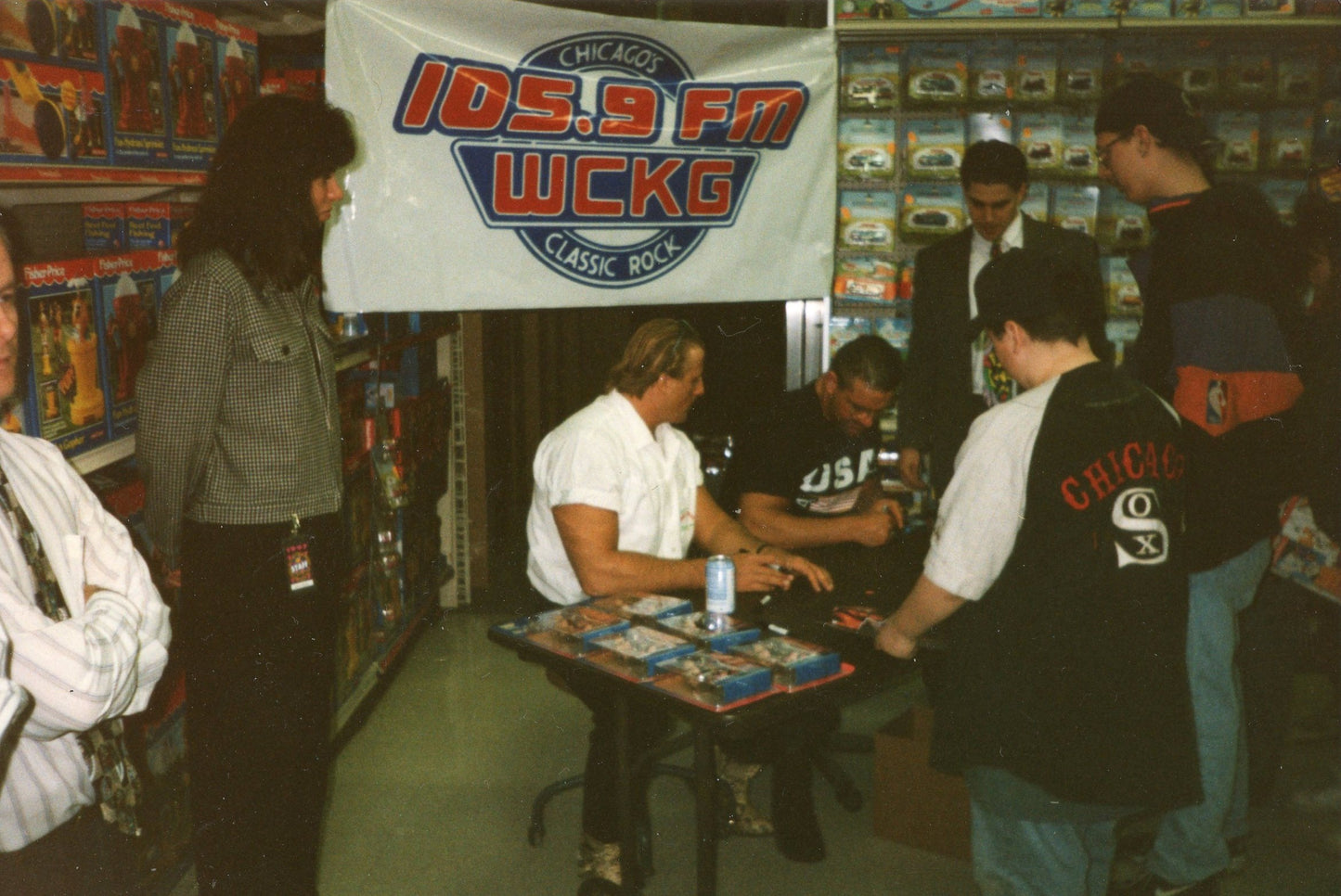 British Bulldog Davey Boy Smith Signed WWF Wrestling Promo Photo